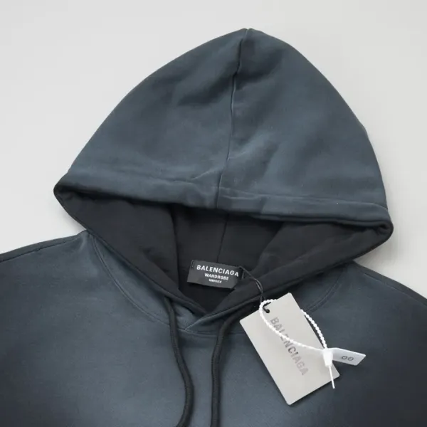 【BALENCIAGA 公式旗艦店】バレンシアガ  パーカー  スウェット ご好評に付き再入荷！241120