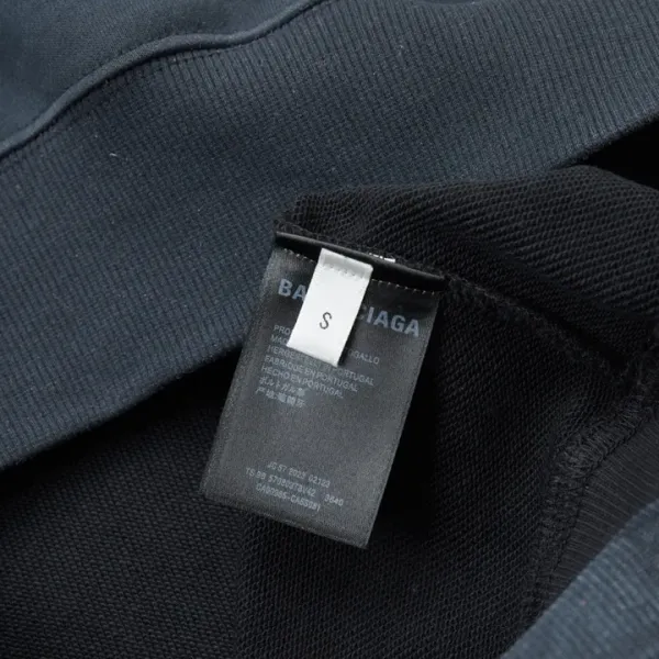 【BALENCIAGA 公式旗艦店】バレンシアガ 丸首の衛衣 スウェット ご好評に付き再入荷！241120