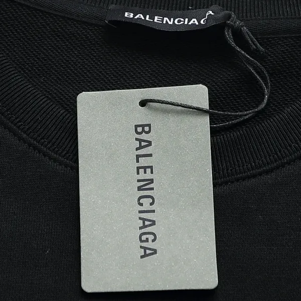 【BALENCIAGA 公式旗艦店】バレンシアガ 丸首の衛衣 スウェット ご好評に付き再入荷 240809 【BALENCIAGA 公式旗艦店】バレンシアガ 丸首の衛衣 スウェット ご好評に付き再入荷 240809