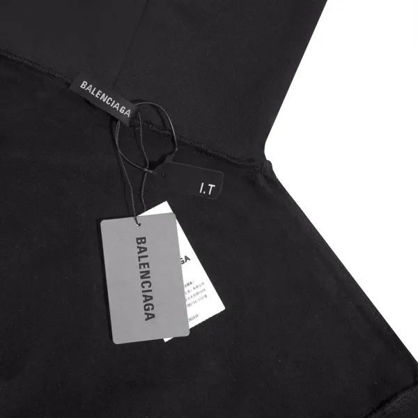 【BALENCIAGA 公式旗艦店】バレンシアガ パーカー スウェット ご好評に付き再入荷! 240716 【BALENCIAGA 公式旗艦店】バレンシアガ パーカー スウェット ご好評に付き再入荷! 240716
