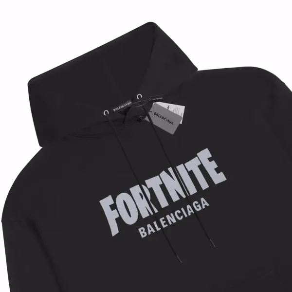 【BALENCIAGA 公式旗艦店】バレンシアガ パーカー スウェット ご好評に付き再入荷! 240716 【BALENCIAGA 公式旗艦店】バレンシアガ パーカー スウェット ご好評に付き再入荷! 240716