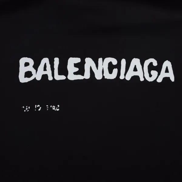 【BALENCIAGA 公式旗艦店】バレンシアガ パーカー スウェット ご好評に付き再入荷! 240716 【BALENCIAGA 公式旗艦店】バレンシアガ パーカー スウェット ご好評に付き再入荷! 240716