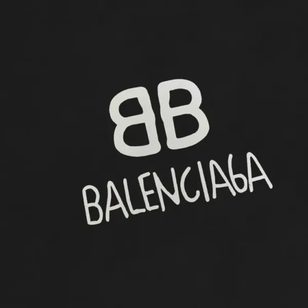 【BALENCIAGA  公式旗艦店】バレンシアガ  丸首の衛衣 スウェットご好評に付き再入荷！