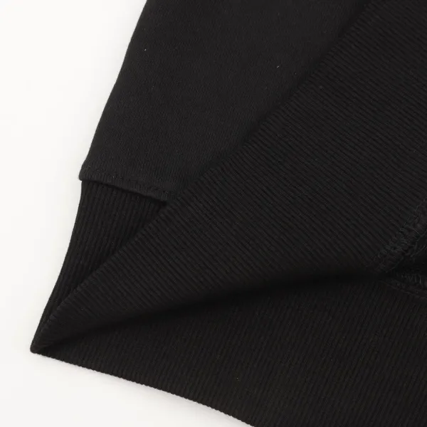【BALENCIAGA 公式旗艦店】バレンシアガ 丸首の衛衣 スウェット ご好評に付き再入荷! 【BALENCIAGA 公式旗艦店】バレンシアガ 丸首の衛衣 スウェット ご好評に付き再入荷!
