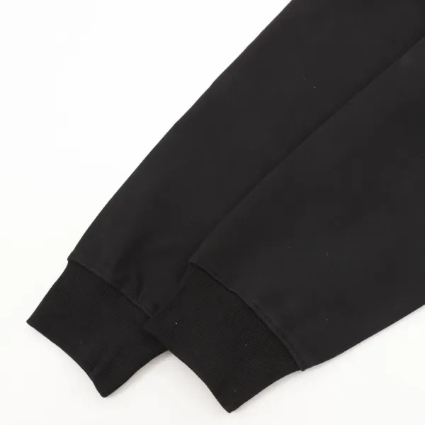 【BALENCIAGA 公式旗艦店】バレンシアガ 丸首の衛衣 スウェット ご好評に付き再入荷! 【BALENCIAGA 公式旗艦店】バレンシアガ 丸首の衛衣 スウェット ご好評に付き再入荷!