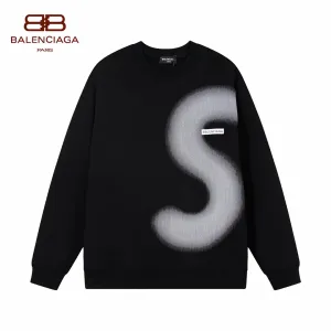 【BALENCIAGA 公式旗艦店】バレンシアガ 丸首の衛衣 スウェット ご好評に付き再入荷! 【BALENCIAGA 公式旗艦店】バレンシアガ 丸首の衛衣 スウェット ご好評に付き再入荷!