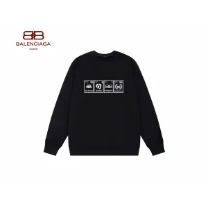 【BALENCIAGA 公式旗艦店】バレンシアガ 丸首の衛衣 スウェット ご好評に付き再入荷! 【BALENCIAGA 公式旗艦店】バレンシアガ 丸首の衛衣 スウェット ご好評に付き再入荷!