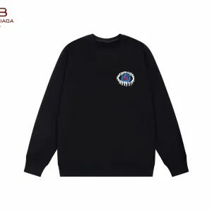 【BALENCIAGA 公式旗艦店】バレンシアガ 丸首の衛衣 スウェット ご好評に付き再入荷! 【BALENCIAGA 公式旗艦店】バレンシアガ 丸首の衛衣 スウェット ご好評に付き再入荷!