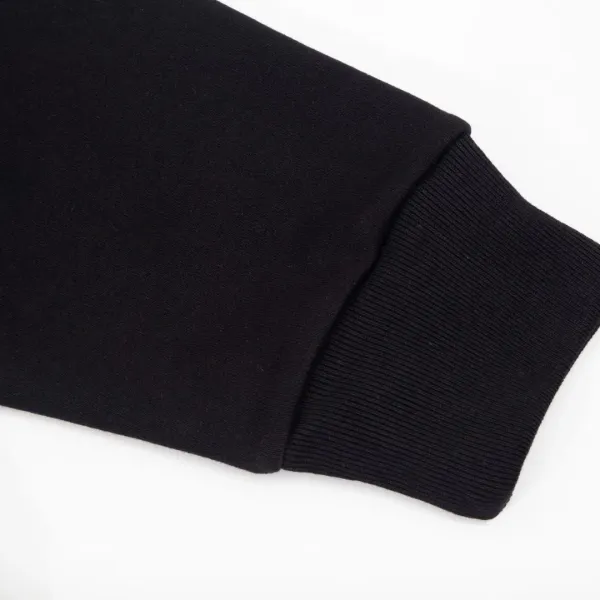【BALENCIAGA 公式旗艦店】バレンシアガ 丸首の衛衣 スウェット ご好評に付き再入荷! 【BALENCIAGA 公式旗艦店】バレンシアガ 丸首の衛衣 スウェット ご好評に付き再入荷!