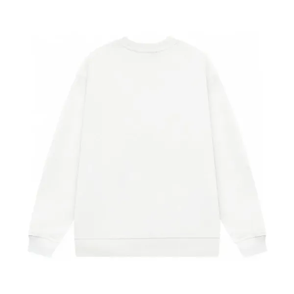 【FENDI 公式旗艦店】フェンディ 丸首の衛衣 スウェットご好評に付き再入荷!250110 【FENDI 公式旗艦店】フェンディ 丸首の衛衣 スウェットご好評に付き再入荷!250110