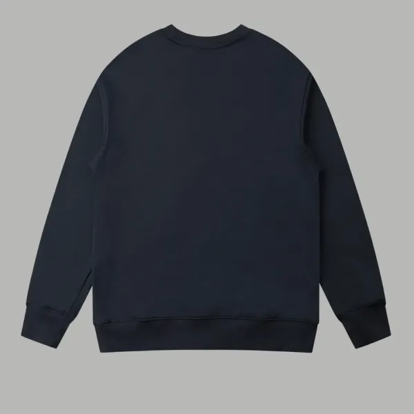 【FENDI 公式旗艦店】フェンディ 丸首の衛衣 スウェット ご好評に付き再入荷240829 【FENDI 公式旗艦店】フェンディ 丸首の衛衣 スウェット ご好評に付き再入荷240829