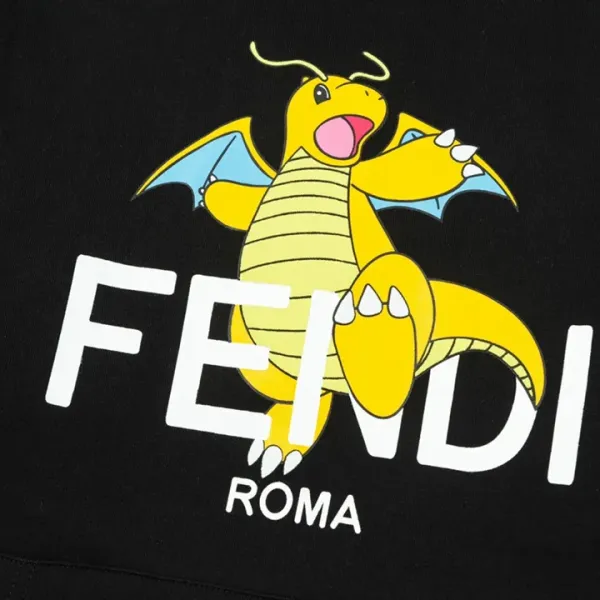 【FENDI 公式旗艦店】フェンディパーカー スウェット ご好評に付き再入荷 240830 【FENDI 公式旗艦店】フェンディパーカー スウェット ご好評に付き再入荷 240830