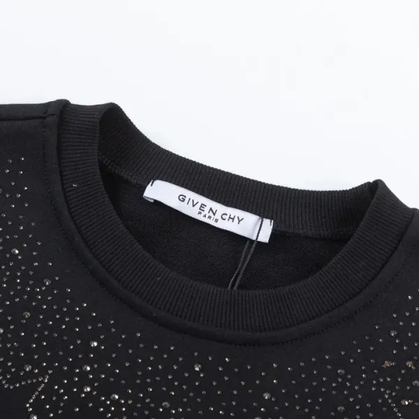 【GIVENCHY  公式旗艦店】ジバンシー 丸首の衛衣 スウェットご好評に付き再入荷！241122