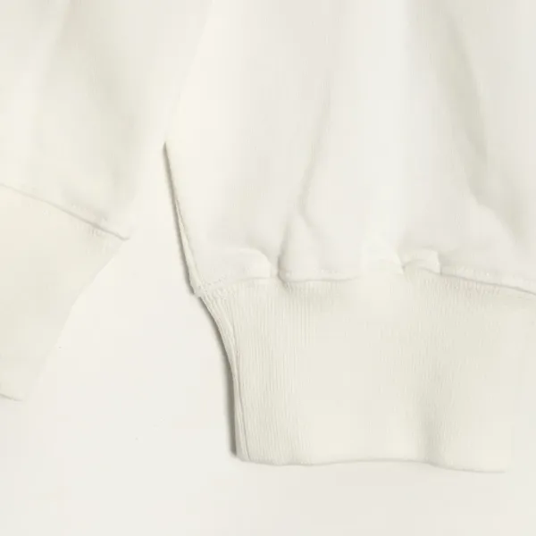 【GIVENCHY 公式旗艦店】ジバンシー 丸首の衛衣 スウェットご好評に付き再入荷!241122 【GIVENCHY 公式旗艦店】ジバンシー 丸首の衛衣 スウェットご好評に付き再入荷!241122