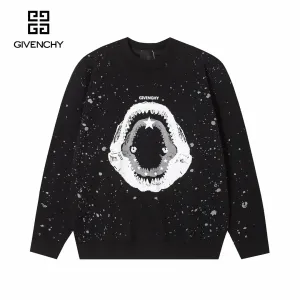 【GIVENCHY  公式旗艦店】ジバンシー 丸首の衛衣 スウェットご好評に付き再入荷 240809