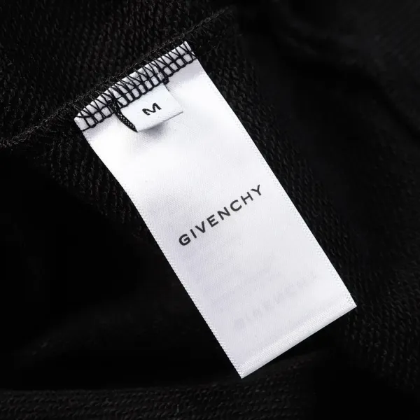 【GIVENCHY 公式旗艦店】ジバンシー 丸首の衛衣 スウェットご好評に付き再入荷 240809 【GIVENCHY 公式旗艦店】ジバンシー 丸首の衛衣 スウェットご好評に付き再入荷 240809
