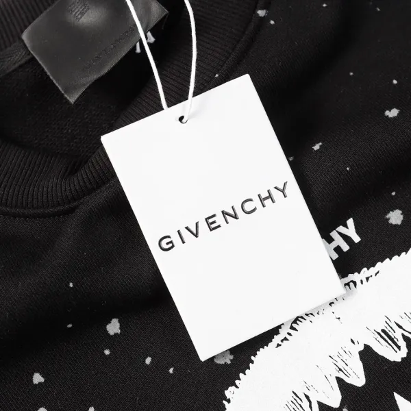 【GIVENCHY 公式旗艦店】ジバンシー 丸首の衛衣 スウェットご好評に付き再入荷 240809 【GIVENCHY 公式旗艦店】ジバンシー 丸首の衛衣 スウェットご好評に付き再入荷 240809