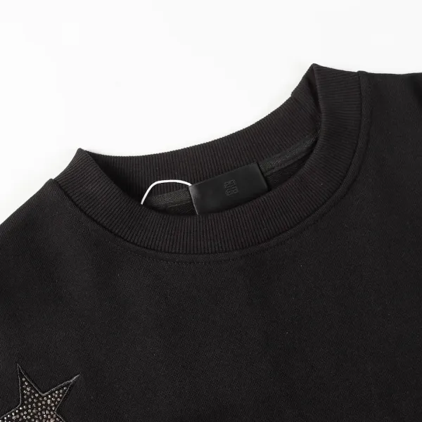 【GIVENCHY 公式旗艦店】ジバンシー 丸首の衛衣 スウェットご好評に付き再入荷 240809 【GIVENCHY 公式旗艦店】ジバンシー 丸首の衛衣 スウェットご好評に付き再入荷 240809
