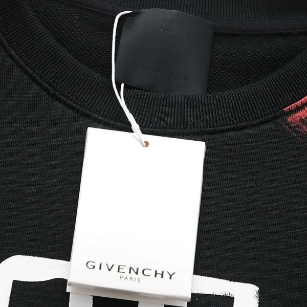 【GIVENCHY 公式旗艦店】ジバンシー 丸首の衛衣 スウェットご好評に付き再入荷 240809 【GIVENCHY 公式旗艦店】ジバンシー 丸首の衛衣 スウェットご好評に付き再入荷 240809