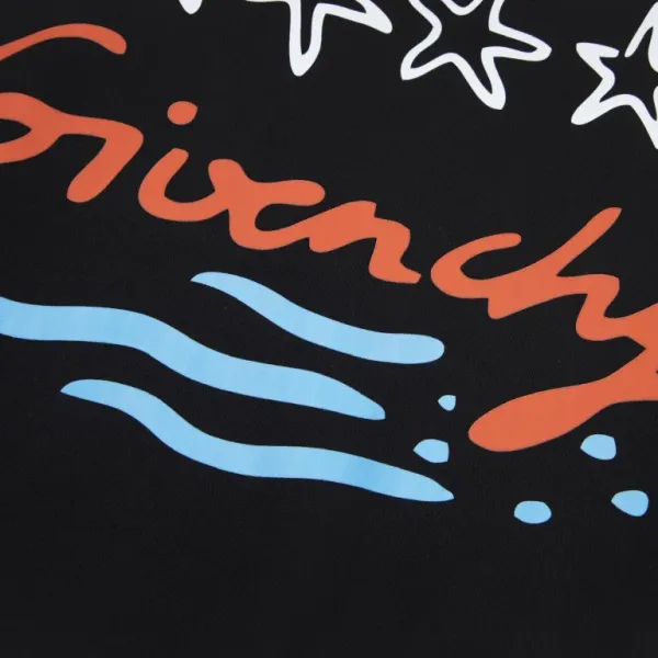 【GIVENCHY  公式旗艦店】ジバンシー 丸首の衛衣 スウェットご好評に付き再入荷！