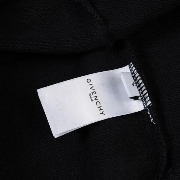 【GIVENCHY 公式旗艦店】ジバンシー 丸首の衛衣 スウェットご好評に付き再入荷! 【GIVENCHY 公式旗艦店】ジバンシー 丸首の衛衣 スウェットご好評に付き再入荷!