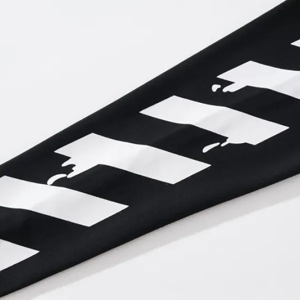 【OFF-WHITE 公式旗艦店】オフホワイト 丸首の衛衣 スウェットご好評に付き再入荷! 241127 【OFF-WHITE 公式旗艦店】オフホワイト 丸首の衛衣 スウェットご好評に付き再入荷! 241127