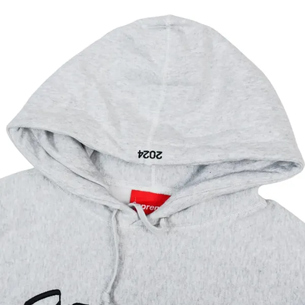 【Supreme 公式旗艦店】 パーカー スウェットご好評に付き再入荷!241115 【Supreme 公式旗艦店】 パーカー スウェットご好評に付き再入荷!241115