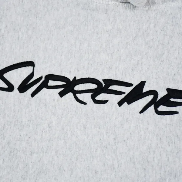 【Supreme 公式旗艦店】 パーカー スウェットご好評に付き再入荷!241115 【Supreme 公式旗艦店】 パーカー スウェットご好評に付き再入荷!241115
