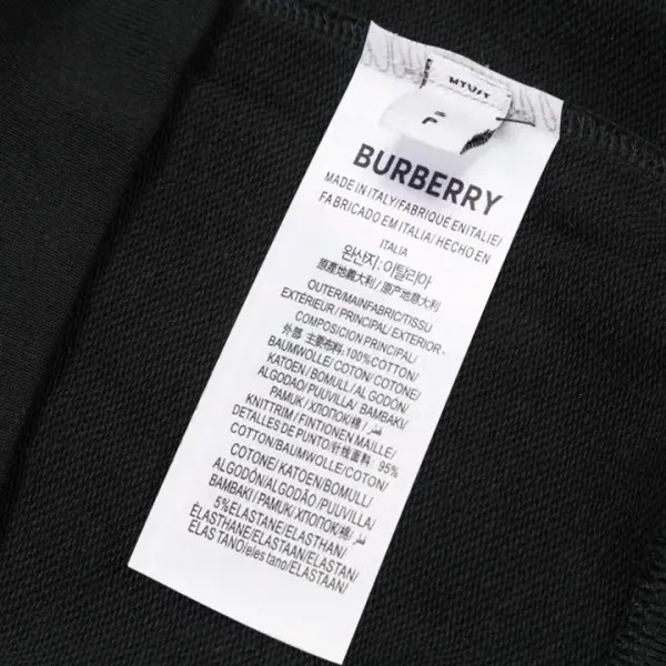 【Supreme  公式旗艦店】パーカー スウェットご好評に付き再入荷！241115