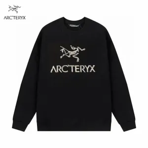 【ARCTERYX 公式旗艦店】アークテリクス 丸首の衛衣 スウェット ご好評に付き再入荷!241210 【ARCTERYX 公式旗艦店】アークテリクス 丸首の衛衣 スウェット ご好評に付き再入荷!241210