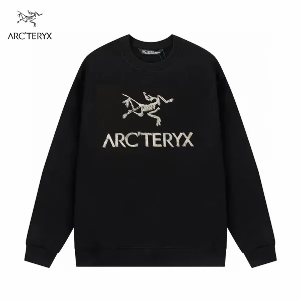【ARCTERYX 公式旗艦店】アークテリクス  丸首の衛衣  スウェット ご好評に付き再入荷！241210