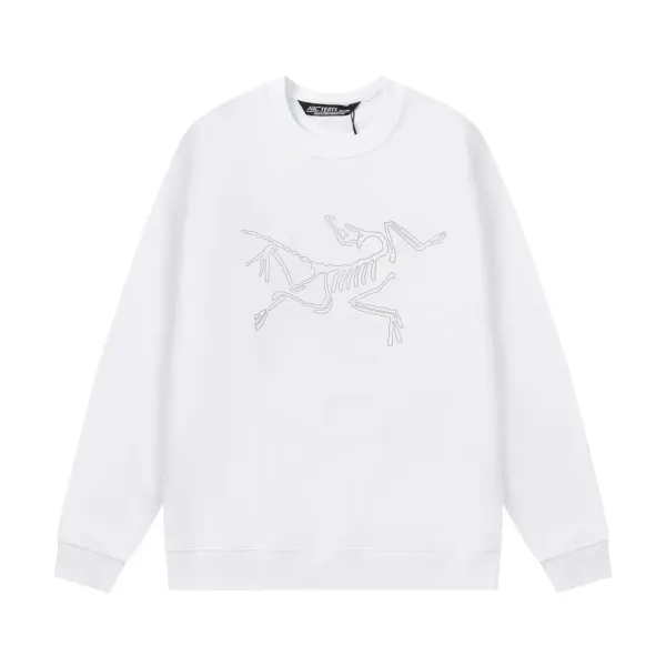 【ARCTERYX 公式旗艦店】アークテリクス 丸首の衛衣 スウェット ご好評に付き再入荷!241210 【ARCTERYX 公式旗艦店】アークテリクス 丸首の衛衣 スウェット ご好評に付き再入荷!241210