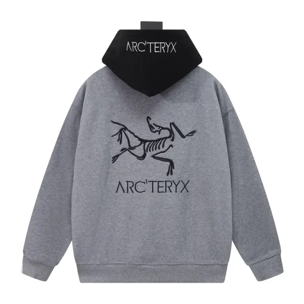 【ARCTERYX 公式旗艦店】アークテリクス パーカー スウェット ご好評に付き再入荷!241210 【ARCTERYX 公式旗艦店】アークテリクス パーカー スウェット ご好評に付き再入荷!241210