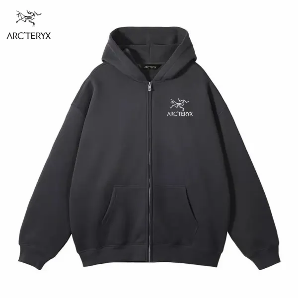 【ARCTERYX 公式旗艦店】アークテリクス  パーカー  スウェット ご好評に付き再入荷！241210