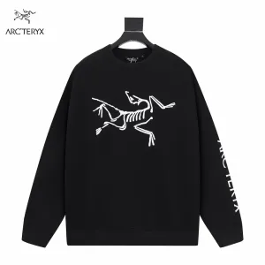 【ARCTERYX 公式旗艦店】アークテリクス 丸首の衛衣 スウェット ご好評に付き再入荷!241121 【ARCTERYX 公式旗艦店】アークテリクス 丸首の衛衣 スウェット ご好評に付き再入荷!241121