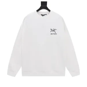 【ARCTERYX 公式旗艦店】アークテリクス 丸首の衛衣 スウェット ご好評に付き再入荷!241121 【ARCTERYX 公式旗艦店】アークテリクス 丸首の衛衣 スウェット ご好評に付き再入荷!241121