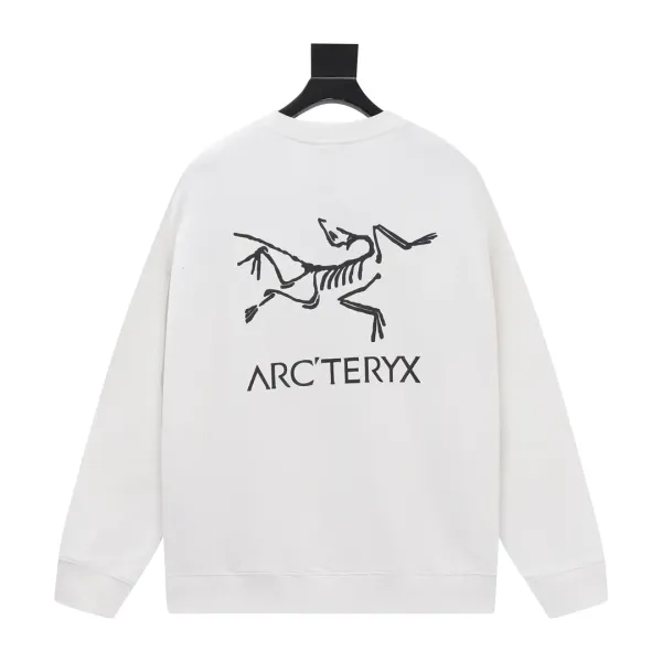 【ARCTERYX 公式旗艦店】アークテリクス  丸首の衛衣  スウェット ご好評に付き再入荷！241121