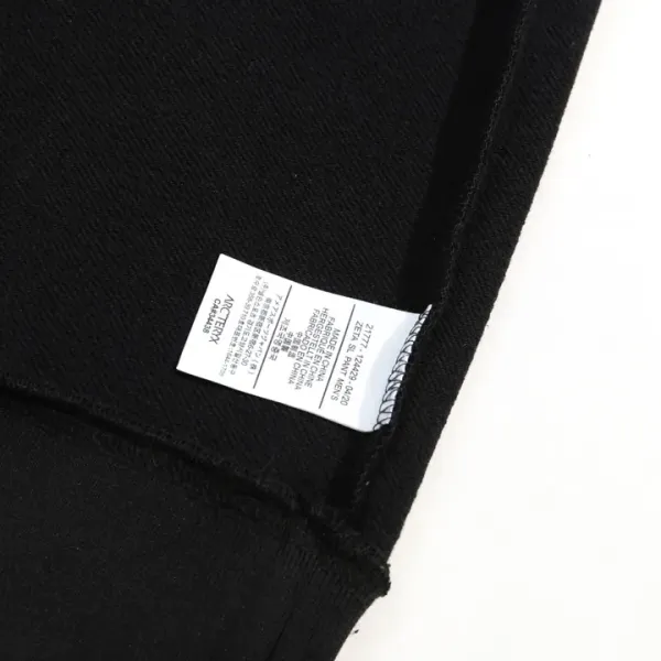【ARCTERYX 公式旗艦店】アークテリクス パーカー スウェット ご好評に付き再入荷!241121 【ARCTERYX 公式旗艦店】アークテリクス パーカー スウェット ご好評に付き再入荷!241121