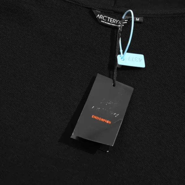 【ARCTERYX 公式旗艦店】アークテリクス パーカー スウェット ご好評に付き再入荷!241121 【ARCTERYX 公式旗艦店】アークテリクス パーカー スウェット ご好評に付き再入荷!241121