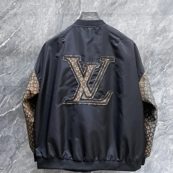 LV【LOUIS VUITTON 公式旗艦店】ルイヴィトン ジャケット着 ご好評に付き再入荷!250106 LV【LOUIS VUITTON 公式旗艦店】ルイヴィトン ジャケット着 ご好評に付き再入荷!250106