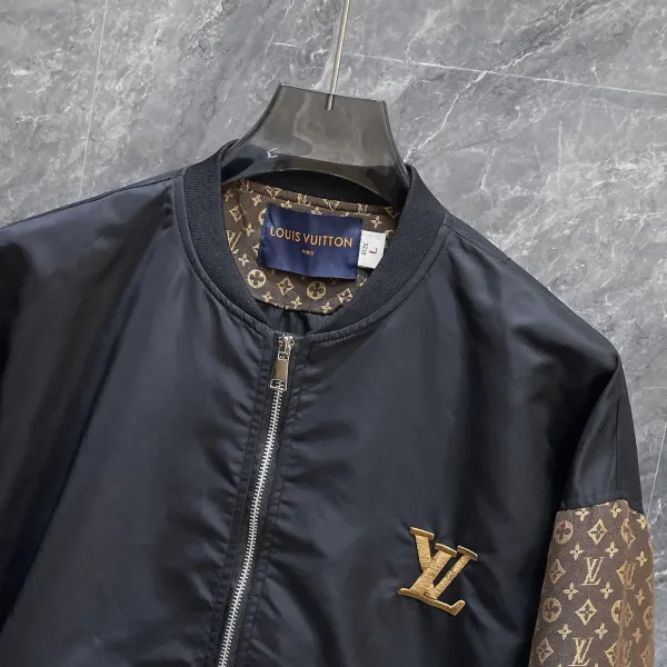LV【LOUIS VUITTON 公式旗艦店】ルイヴィトン ジャケット着 ご好評に付き再入荷!250106 LV【LOUIS VUITTON 公式旗艦店】ルイヴィトン ジャケット着 ご好評に付き再入荷!250106