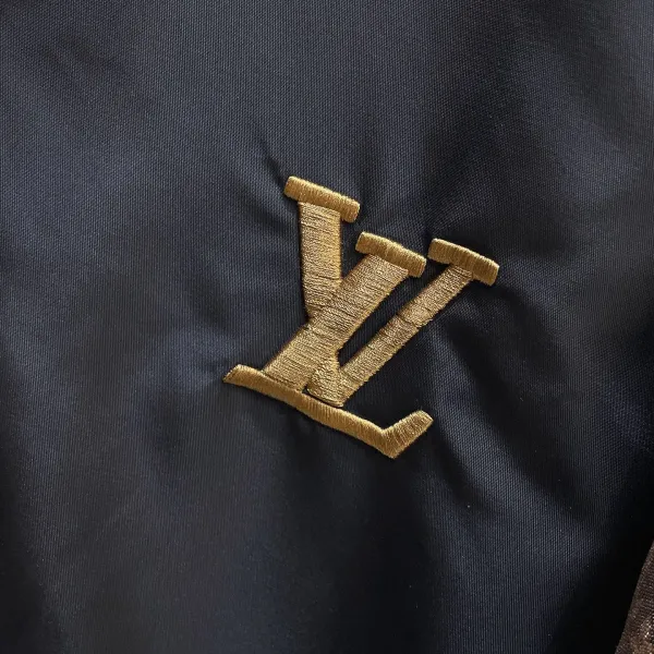 LV【LOUIS VUITTON 公式旗艦店】ルイヴィトン ジャケット着 ご好評に付き再入荷!250106 LV【LOUIS VUITTON 公式旗艦店】ルイヴィトン ジャケット着 ご好評に付き再入荷!250106