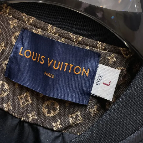 LV【LOUIS VUITTON 公式旗艦店】ルイヴィトン ジャケット着 ご好評に付き再入荷!250106 LV【LOUIS VUITTON 公式旗艦店】ルイヴィトン ジャケット着 ご好評に付き再入荷!250106