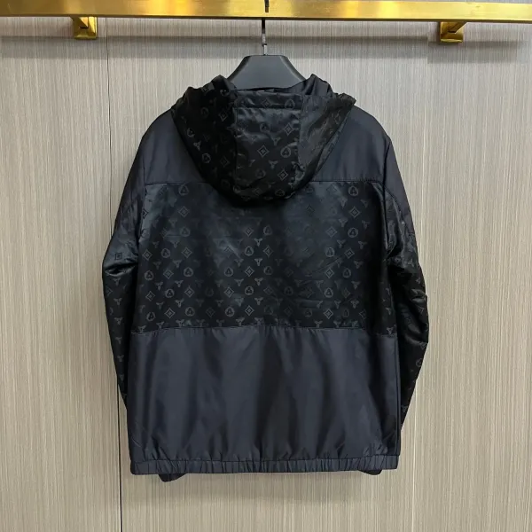 LV【LOUIS VUITTON 公式旗艦店】ルイヴィトン ジャケット着 ご好評に付き再入荷!250106 LV【LOUIS VUITTON 公式旗艦店】ルイヴィトン ジャケット着 ご好評に付き再入荷!250106