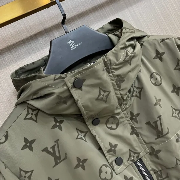 LV【LOUIS VUITTON 公式旗艦店】ルイヴィトン ジャケット着 ご好評に付き再入荷!250106 LV【LOUIS VUITTON 公式旗艦店】ルイヴィトン ジャケット着 ご好評に付き再入荷!250106
