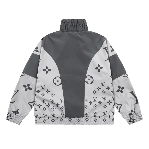 LV【LOUIS VUITTON 公式旗艦店】ルイヴィトン ジャケット着ご好評に付き再入荷!241223 LV【LOUIS VUITTON 公式旗艦店】ルイヴィトン ジャケット着ご好評に付き再入荷!241223