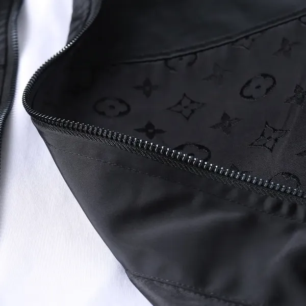 LV【LOUIS VUITTON 公式旗艦店】ルイヴィトン ジャケット着 ご好評に付き再入荷!241223 LV【LOUIS VUITTON 公式旗艦店】ルイヴィトン ジャケット着 ご好評に付き再入荷!241223