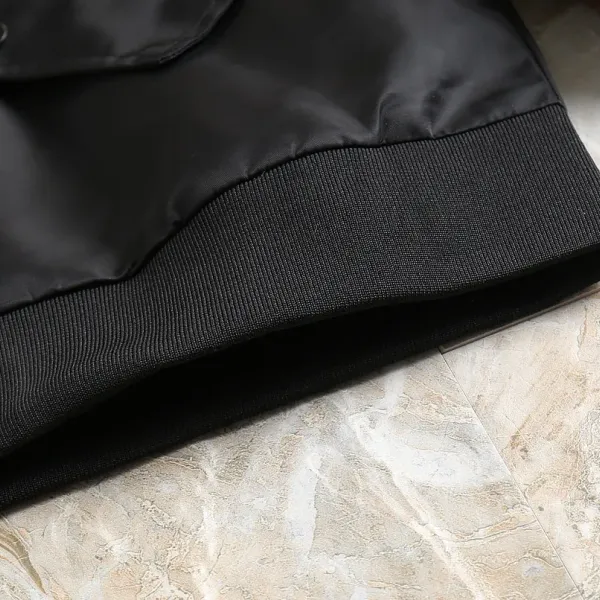 LV【LOUIS VUITTON 公式旗艦店】ルイヴィトン ジャケット着 ご好評に付き再入荷!241223 LV【LOUIS VUITTON 公式旗艦店】ルイヴィトン ジャケット着 ご好評に付き再入荷!241223
