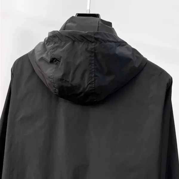 LV【LOUIS VUITTON 公式旗艦店】ルイヴィトン ジャケット着 ご好評に付き再入荷!241223 LV【LOUIS VUITTON 公式旗艦店】ルイヴィトン ジャケット着 ご好評に付き再入荷!241223