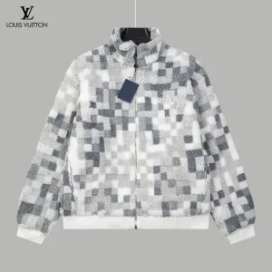 LV【LOUIS VUITTON 公式旗艦店】ルイヴィトン ジャケット着ご好評に付き再入荷!241212 LV【LOUIS VUITTON 公式旗艦店】ルイヴィトン ジャケット着ご好評に付き再入荷!241212